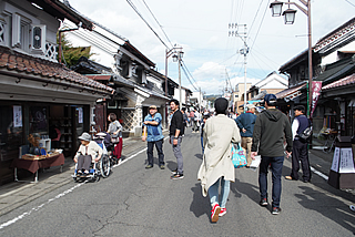 画像：蔵の陶器市2